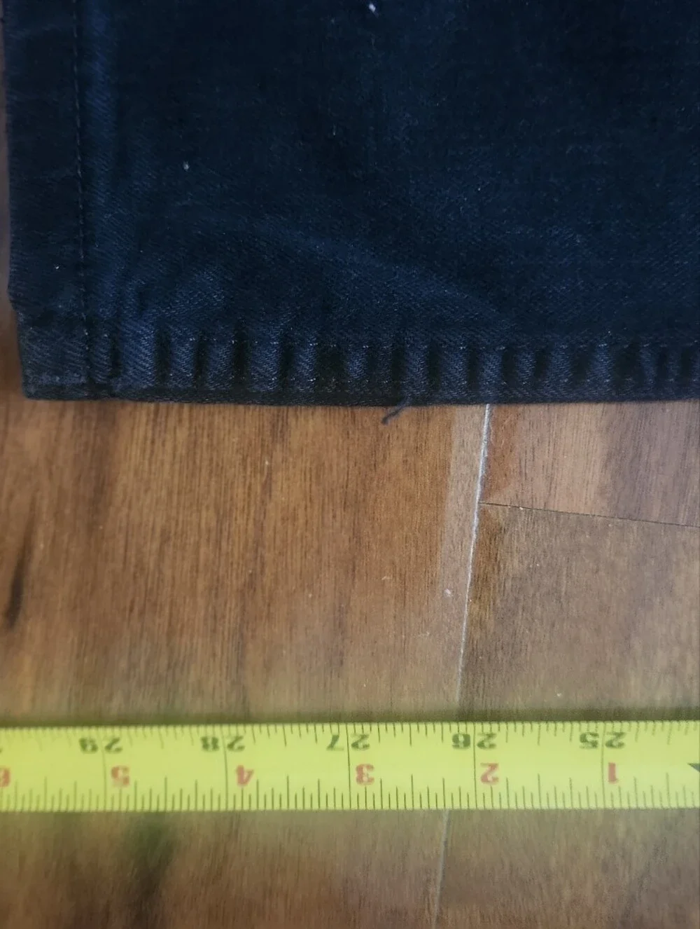 Mens black Levi Jeans Regular Size 31 X 32